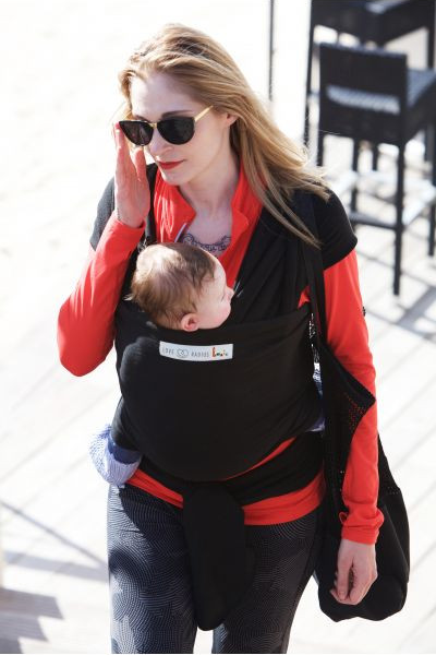 Echarpe De Portage Love Radius Basic Presque Noire Echarpe Tricotee Extensible Love Radius Jpmbb Ba Noir Bebeluga