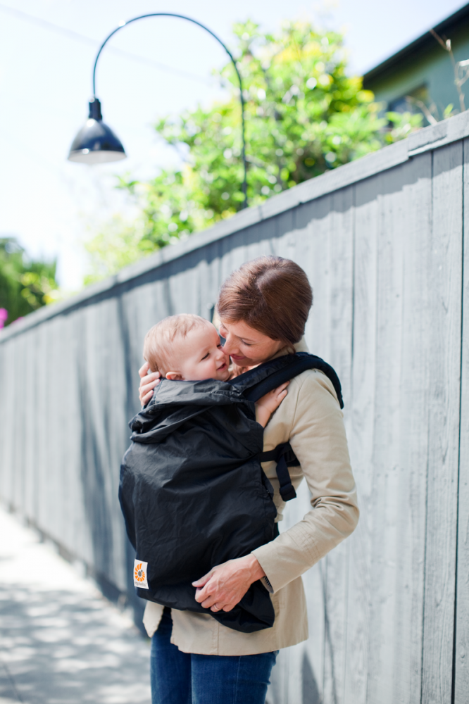 Protège porte-bébé Cocon Météo Imperméable Ergobaby - Bambinou